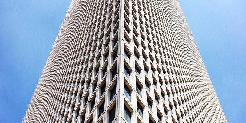 Crystal Clear内容营销：用极致清晰的信息架构与Vaporwave美学提升转化率