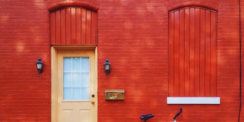 Orange Fashion与个人形象：如何用Crystal Clear Style打造清晰夺目的时尚宣言